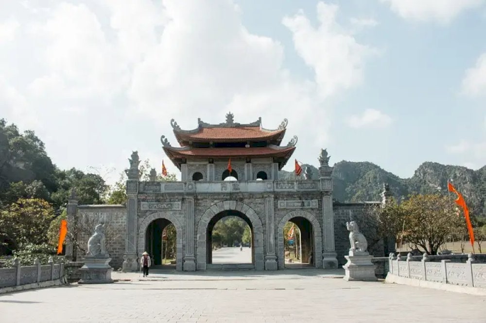 The gate of Hoa Lu Ancient Capital